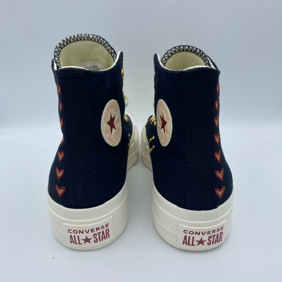 Converse Chuck Taylor All Star Hi Heart Embroidery - Picture 2 of 9
